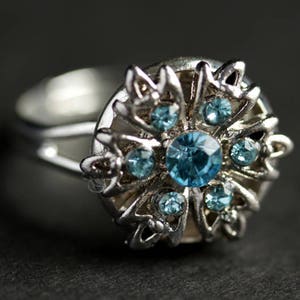 Blue Snowflake Ring. Rhinestone Snow Flake Ring. Adjustable Ring. Winter Ring. Snow Ring. Silver Ring. Christmas Jewelry. Handmade Jewelry.