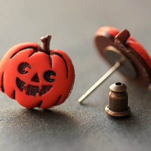 Bright Orange Pumpkin Jack O’ Lantern Stud Earrings – Plastic Halloween Earrings With Surgical Steel Posts