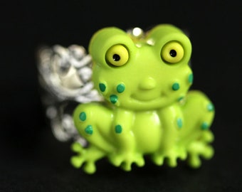 Happy Frog Ring. Smiling Frog Ring. Light Green Frog Ring. Frog Lover Gift. Adjustable Ring. Handmade Ring. Button Ring.