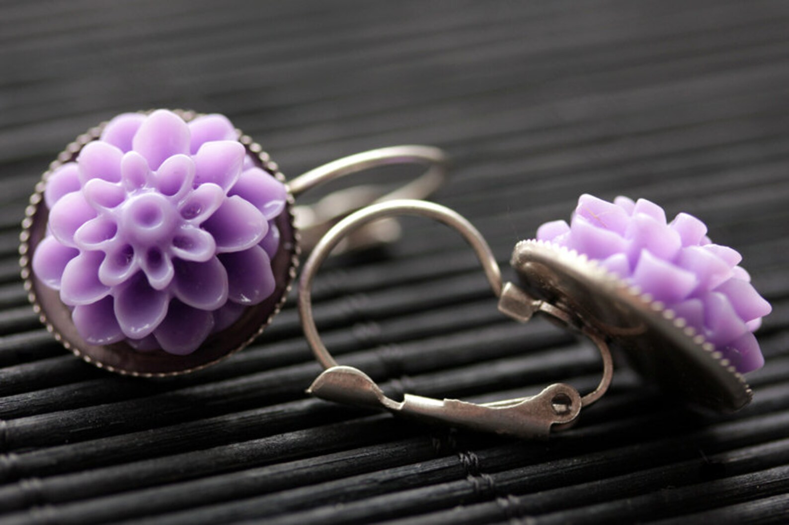 Dahlia Crocheted Earrings