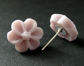 Pale Purple Flower Earrings with Silver Earring Studs. Outie Button Flower Jewelry. Handmade Jewelry.