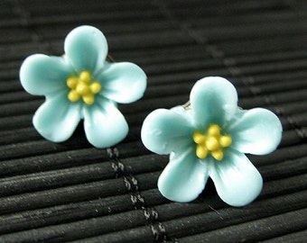 Aqua Blue Flower Earrings. Forget Me Not Flower Earrings with Bronze Stud Earrings. Flower Jewelry. Handmade Jewelry.