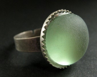 Mint Green Frosted Glass Ring in Aged Silver. Pale Green Ring. Adjustable Ring. Handmade Jewelry.