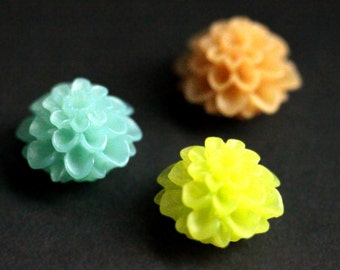 Mum Flower Fridge Magnets. Set of Three in Lime Green, Light Aqua and Tan. Floral Refrigerator Magnets. Office Magnets. Handmade Home Decor