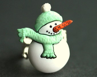 Snowman Ring. Holiday Ring. Winter Ring. Snow Man Ring. Green Ring. Silver Filigree Adjustable Ring. Christmas Jewelry. Statement Ring.