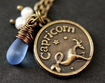 Capricorn Astrology Necklace. Zodiac Necklace with Glass Teardrop and Fresh Water Pearl. Capricorn Horoscope Necklace.