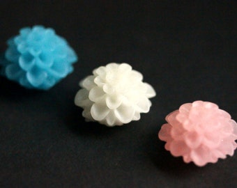 Mum Flower Magnets. Set of Three Magnets in Pale Pink, White, and Bright Blue. Floral Fridge Magnet Set. Office Magnets. Handmade Home Decor