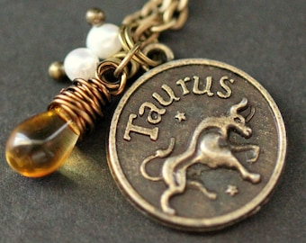 Taurus Astrology Necklace. Zodiac Necklace with Glass Teardrop and Fresh Water Pearl. Taurus Horoscope Necklace. Handmade Jewelry.