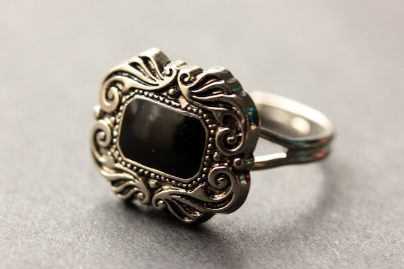 Gothic Ring. Button Ring. Black and Silver Ring. Goth Ring