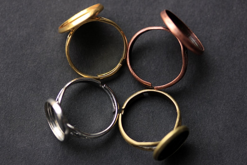 Peach Mum Flower Ring. Peach Chrysanthemum Ring. Peach Flower Ring. Peach Ring. Adjustable Ring. Handmade Flower Jewelry. image 5