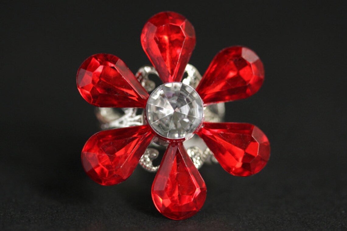 Red Flower Ring. Christmas Flower Ring. Holiday Ring. Red Christmas ...