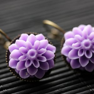 Purple Dahlia Flower Earrings. French Hook Earrings. Lavender Flower Earrings. Lever Back Earrings. Handmade Jewelry.