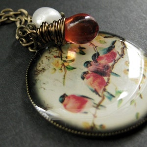 Bird Necklace. Robin Family Pendant Necklace with Wire Wrapped Teardrop and Pearl. Handmade Jewelry.