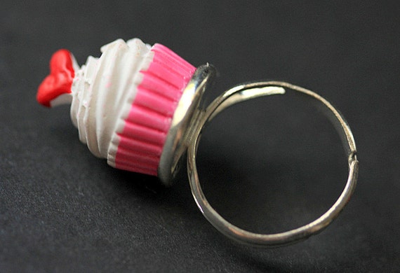 Cupcake Ring. Pink Ring. Food Ring. Pink and White Ring. Heart Ring. Silver Ring. Adjustable Ring. Food Jewelry. Handmade Jewelry.