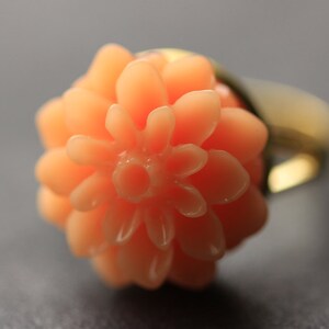 Peach Mum Flower Ring. Peach Chrysanthemum Ring. Peach Flower Ring. Peach Ring. Adjustable Ring. Handmade Flower Jewelry. image 1