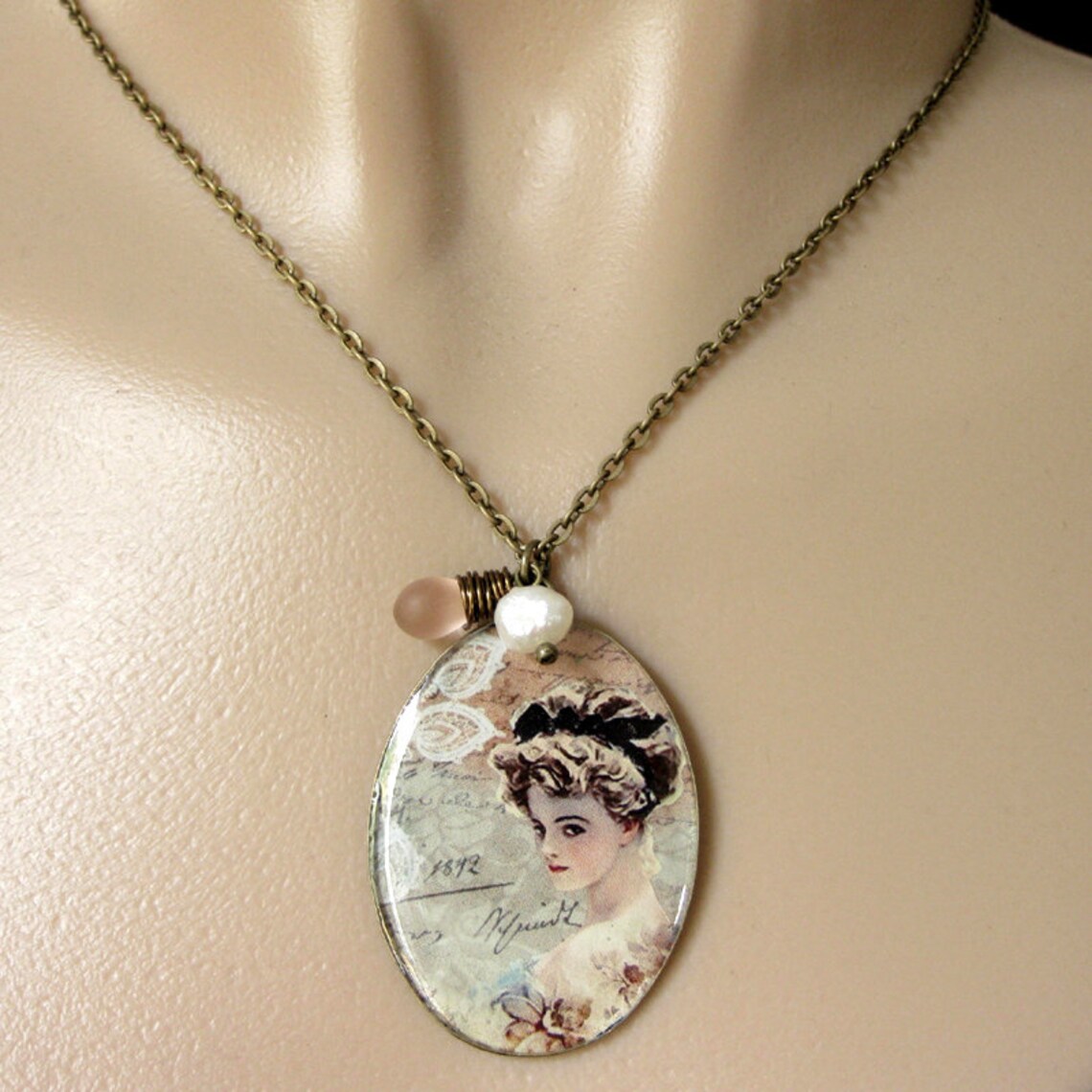 Victorian Lady Necklace. Vintage Woman Charm Necklace With Etsy