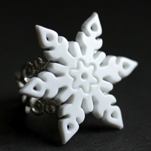 Snowflake Ring. White Snowflake Christmas Ring. Snow Flake Ring. Silver Adjustable Ring. Holiday Jewelry. Handmade Jewelry.