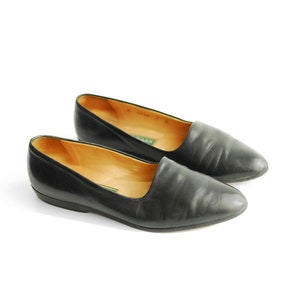 vintage Italian black leather shoes / pointed toe flats / size 7 image 2