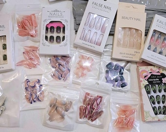 10 Sets Bundle Lot Mystery Press On Nails: Zufällige Modenagelsets