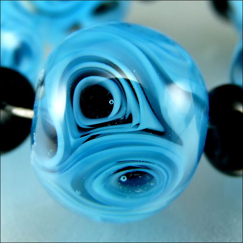 INNER DEPTH A Glass Quilling Tutorial by Stephanie Gough sra fhfteam leteam lampwork tutorial image 3