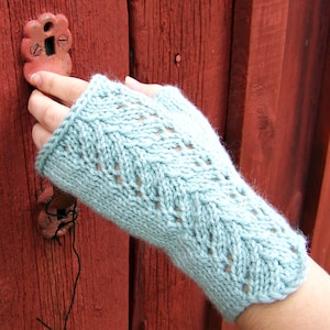 Fingerless Gloves Knitting PATTERN PDF Isabel image 3