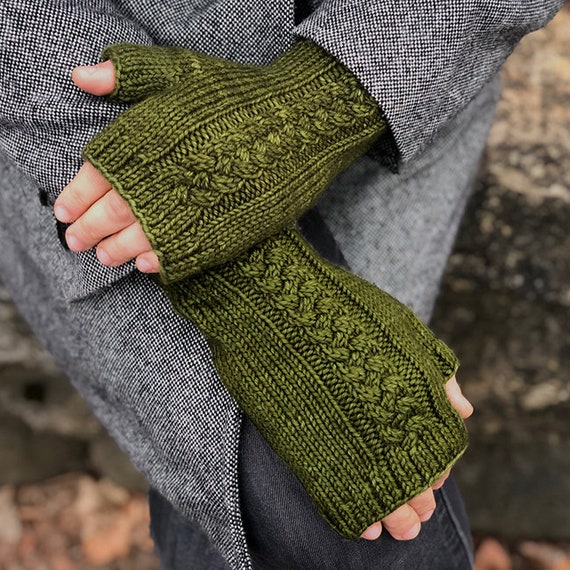Cabled Fingerless Gloves Knitting PATTERN PDF: Lochmoor Mitts - Etsy