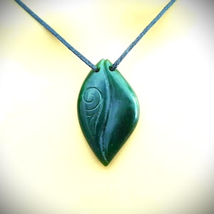 Pounamu stone - Etsy 日本