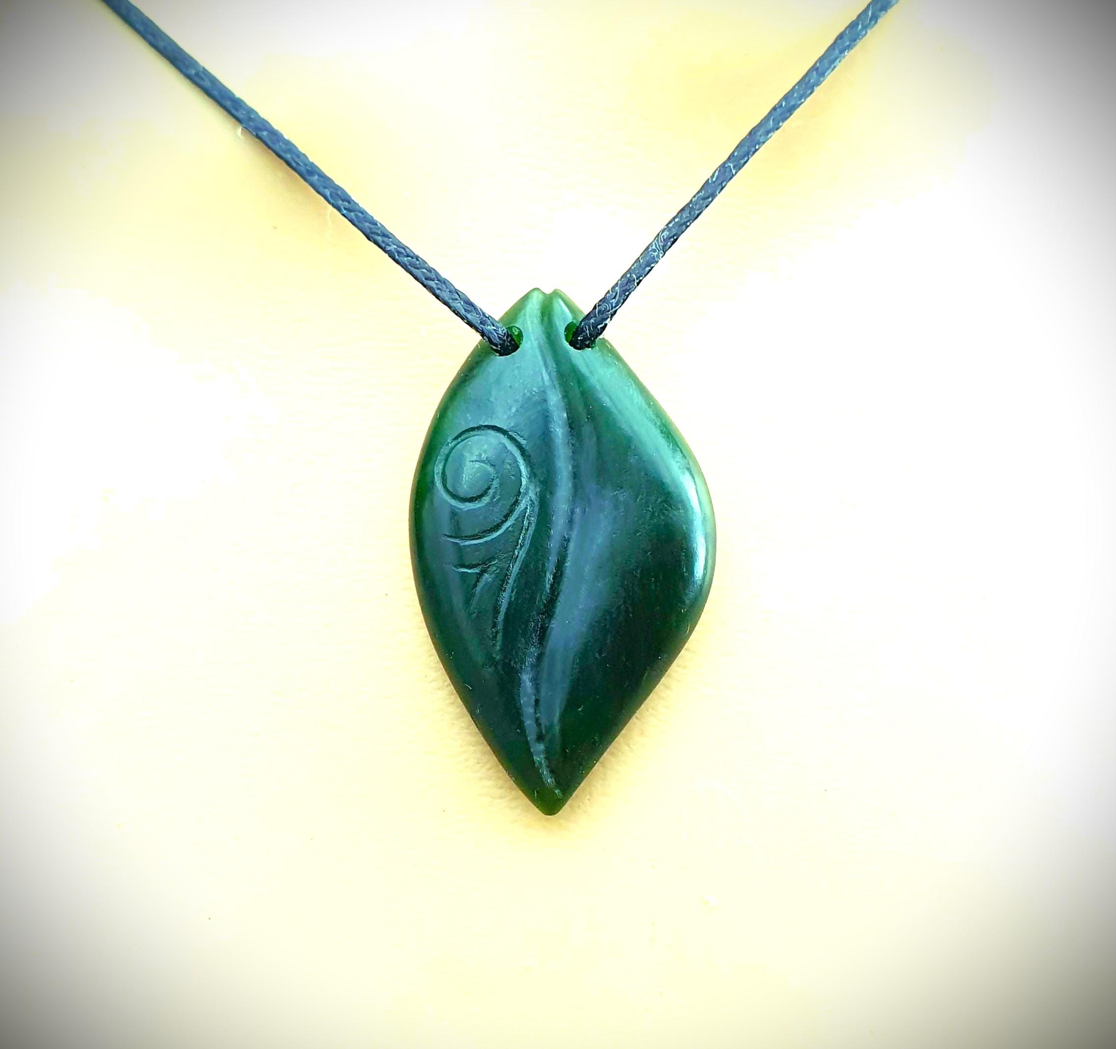 Pounamu stone - Etsy 日本