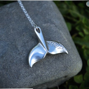Whales tail in sterling silver 925 on a sterling chain. Ocean lover&#39;s pendant with Maori engraving