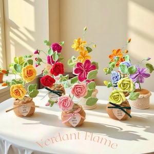 Personalised Crochet Sunflower/Rose/Lily Flower Pot - Anniversary/Birthday/Back to School decor Cute Gift for Her,kids,Girlfriend,Friend,mom