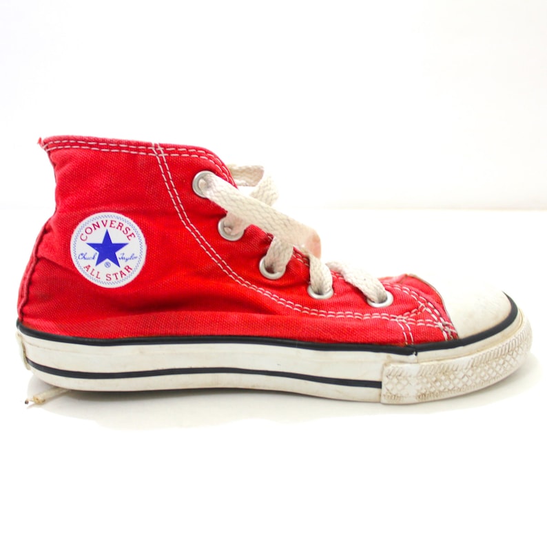 bright red converse