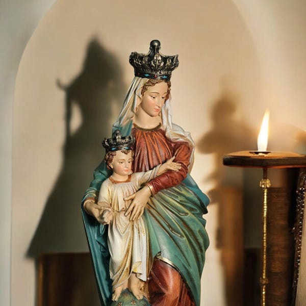 Hand-Painted Our Lady of Victory Statue | Antique Catholic Figurine, 25cm
