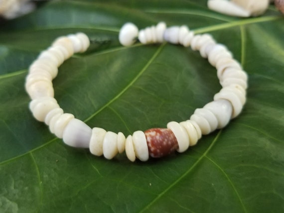 Puka Shell Bracelet Hawaiian Puka Shell Jewelry Puka Shells Beach Bracelet Kauai Puka Shell Bracelet Island Seashell Jewelry Eco Friendly