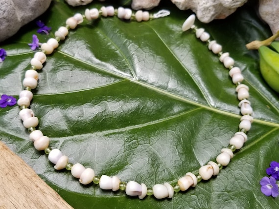 Puka Shell Necklace Puka Shell Lei Kauai Puka Shell Jewelry Rare Shells Kauai Made Hawaiian Peridot Necklace Gathered Eco Freindly Shells