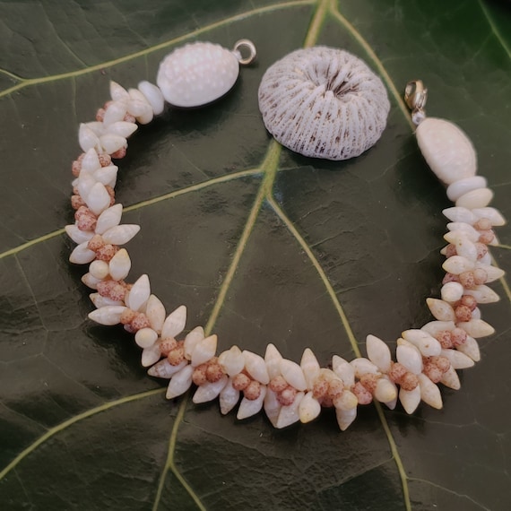 Kahelelani Shell Bracelet Laike Shell Bracelet Kauai Art Shell Jewelry Natural Eco Friendly Hand Picked Shells Niihau Shells Collected Kauai