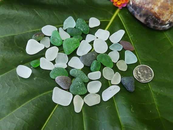 Kauai Sea Glass: 45 - Peices of Sea Glass, Green Sea Glass, Kauai Beach Sea Glass, Beach Sea Glass, Jewelry Sea Glass, Ocean Sea Glass