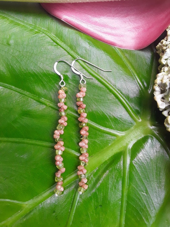 Peridot Earrings Shell Earrings Kahelelani Shell Earrings Hawaiian Shell Jewelry Peridot Beads Kauai Niihau Shell Earrings Niihau Shell