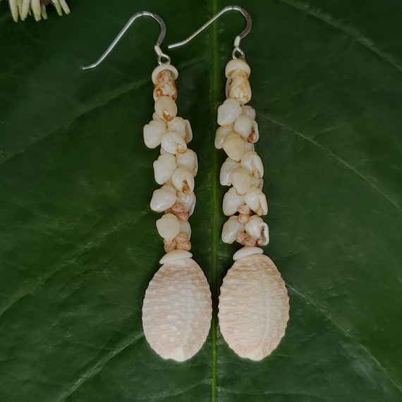 Momi Shell Earrings: Momi Shells , Kahelelani Shells, Granulate Cowrie Shells, Puka Shells, Textile Cone Shells, 50lb Nylon String