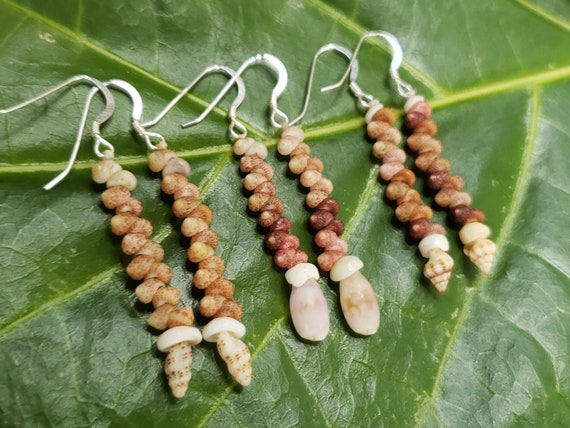 Kahelelani shell deals jewelry