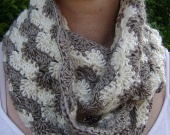Crochet Pattern - Crochet Cowl - Shell Ripple - PDF Pattern