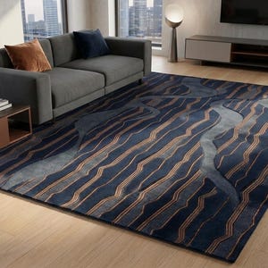 Tapis abstrait de luxe bleu marine et cuivre | Tapis tufté main sculpté 3D linéaire moderne | Tapis de salon à vagues organiques gris ardoise | Josh et ses fils