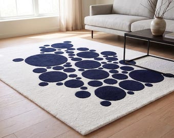 Tapis bleu marine à pois 3D | Tapis blanc et bleu abstrait bulles tufté à la main | Tapis moderne en laine sculptée minimaliste | Josh et ses fils