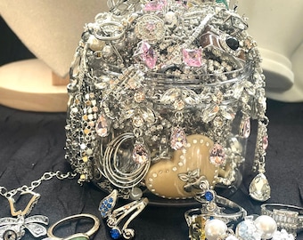 Mystery Schmuckglas | Überraschungs - Halskette Ohrringe Ringe Set | Vintage & Moderne gemischte Schmuckschatulle | Einzigartiges Geschenk für Sie | Schmuckset