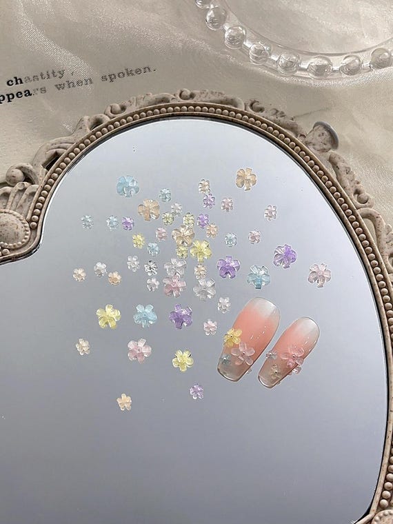 100pcs Ice five-petal flower Resin DIY nail art accessories