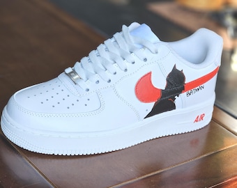 Scarpe Air Force 1 personalizzate di Batman / Sneakers DC Comics dipinte a mano, scarpe da supereroe personalizzate, regalo unico per i fan di Batman