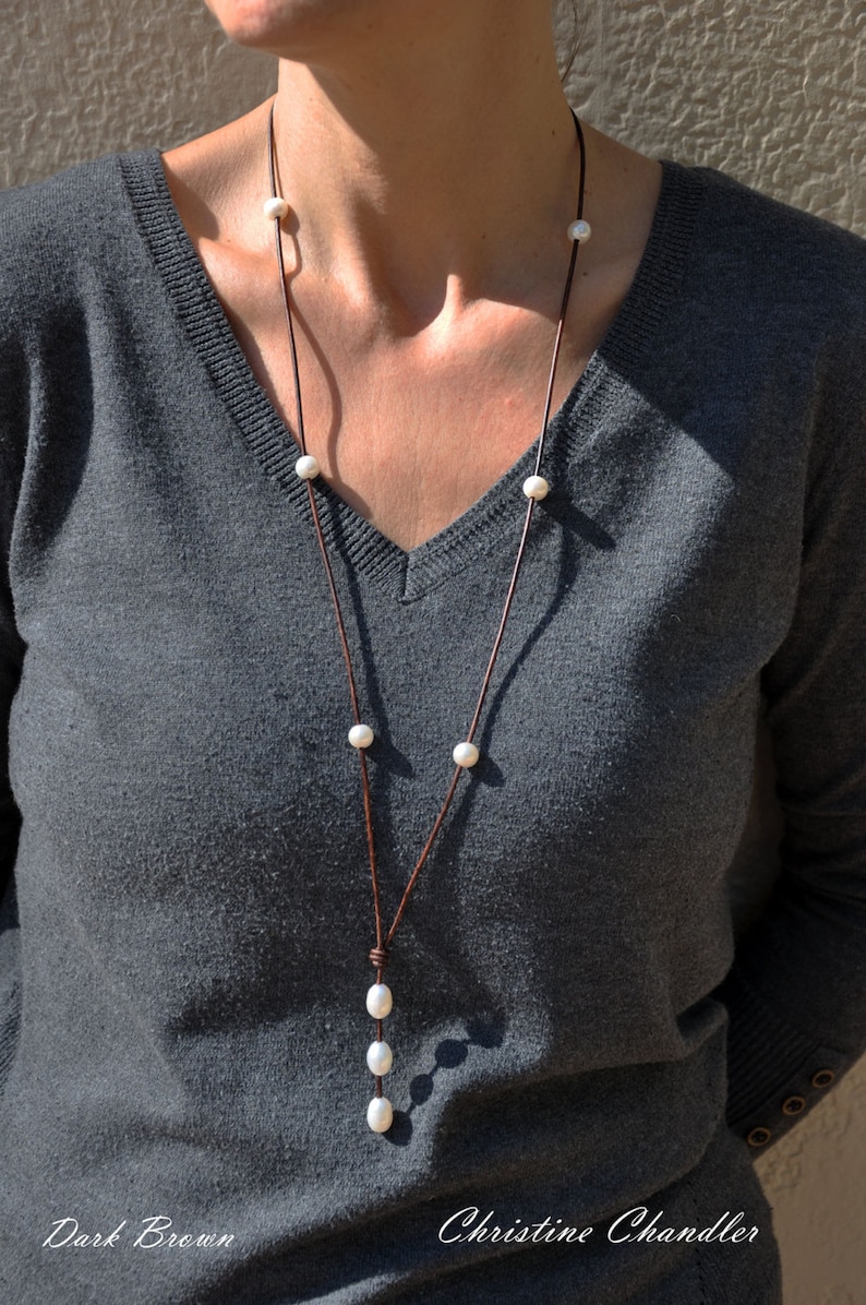 Necklace - Short Plaited Black Leather Pearl Pendant