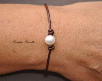 One Pearl Bracelet - Leather and Pearl Jewelry Totally Handmade by me - custom choice of leather - Pearl and leather jewelry -pearl bracelet