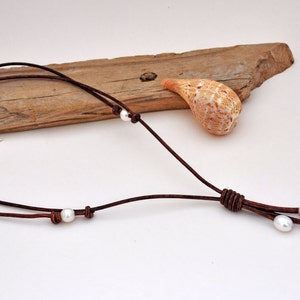 Pearl and Leather Necklace Freshwater Pearl Lariat Pearl and Leather Lariat Pearl and Leather Jewelry Pearl and Leather Necklace image 4