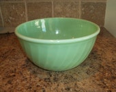 Fire King Jadite Jadeite 9 quot Swirl Mixing Bowl