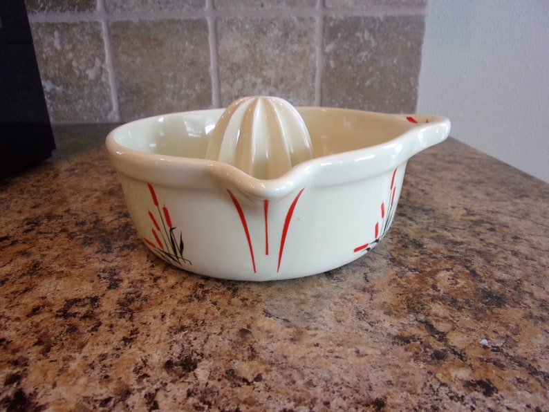 Hall Cattail Juicer - Thumbnail 2